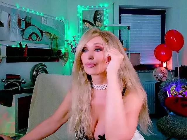 Freechat 2bigass4u on BongaCams