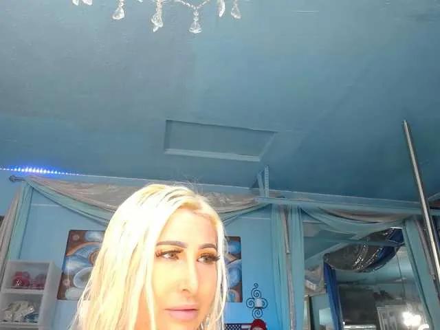 adrianna_fox's avatar