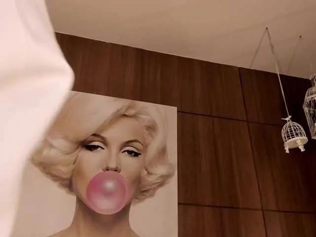 Offline AgattaDuque on BongaCams