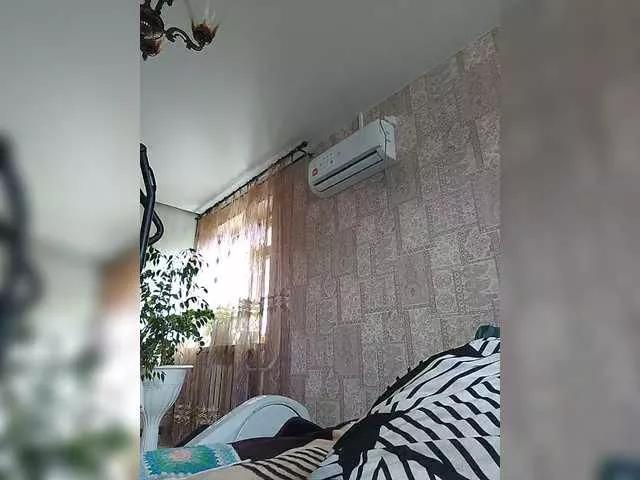 Offline Alena61 on BongaCams