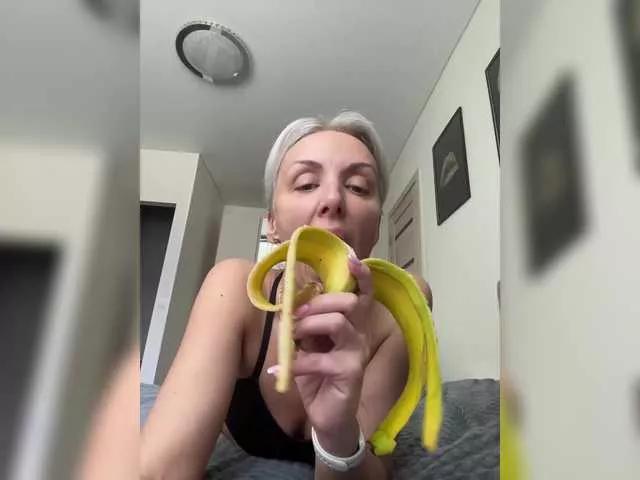 Freechat Alenaa on BongaCams