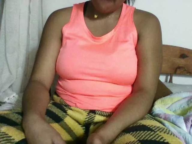 Offline Alexiane-Candy on BongaCams