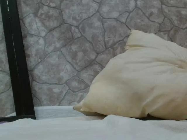 Offline Alida-2 on BongaCams