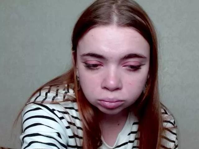 Offline aliiicestone on BongaCams