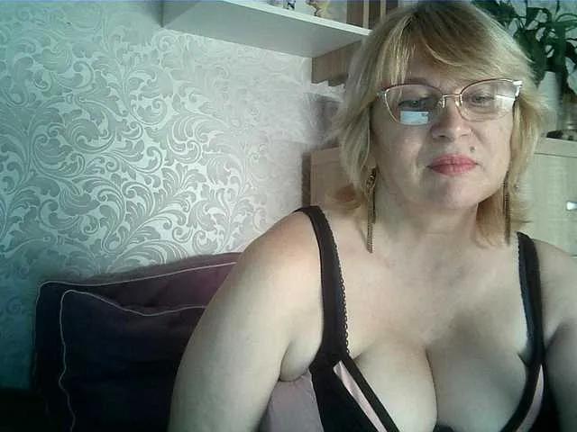 BongaCams alina-malina6 is Freechat alina-malina6 — Excite your imagination. To seek your praise and your excitement. I love to see how excited you are. I love to caress and show myself )