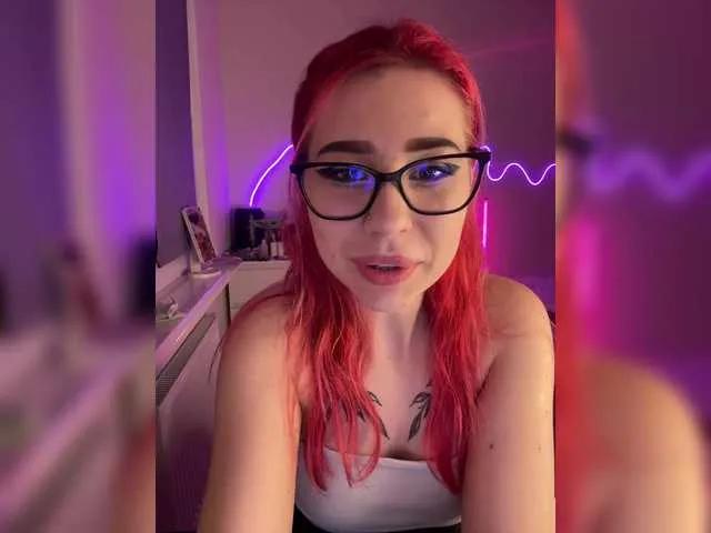 Freechat Alismoon66 on BongaCams