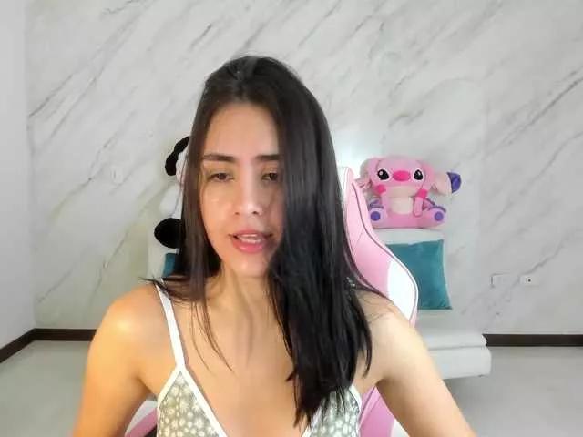 Offline AllisonPalmer on BongaCams