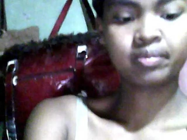 Offline Allycha1 on BongaCams