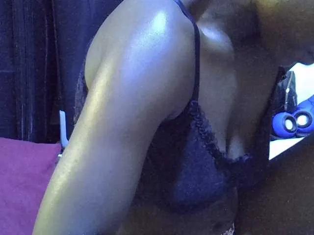 Offline alora-skylar on BongaCams