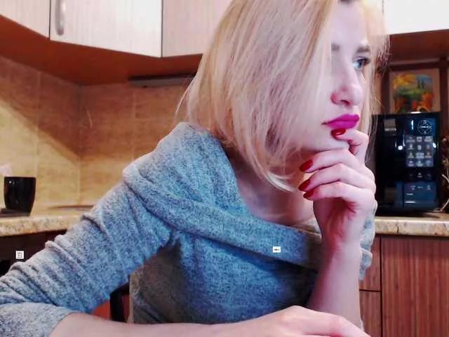 Offline alya555 on BongaCams