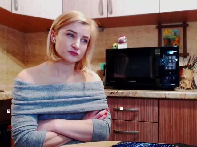 Offline alya555 on BongaCams