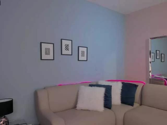 Freechat AmberColors on BongaCams