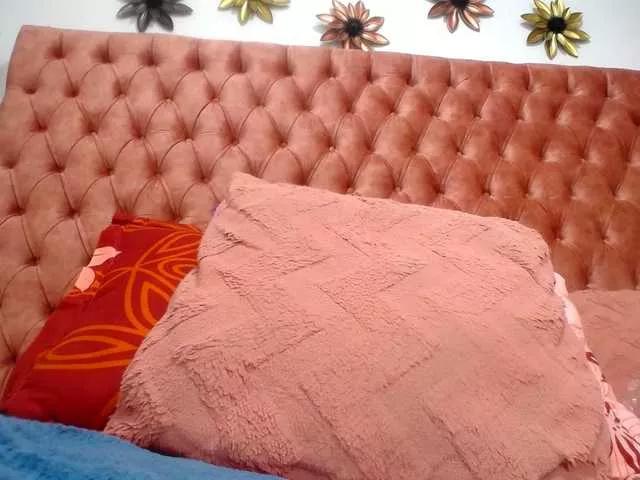 Offline ANA-BULLOCK- on BongaCams