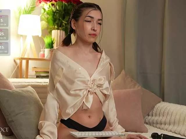 Offline anaikey on BongaCams