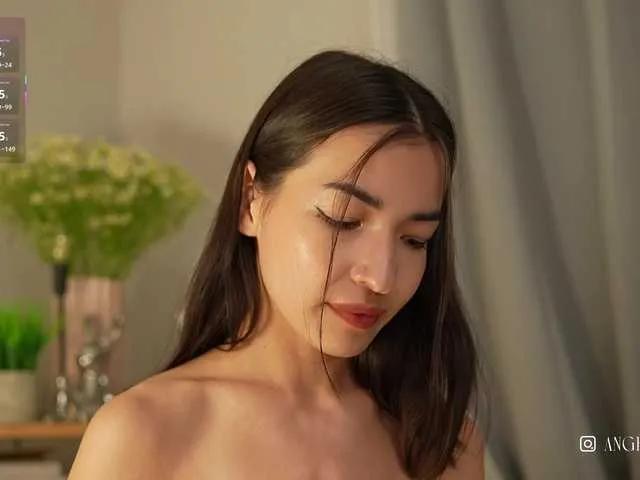 Offline anaikey on BongaCams