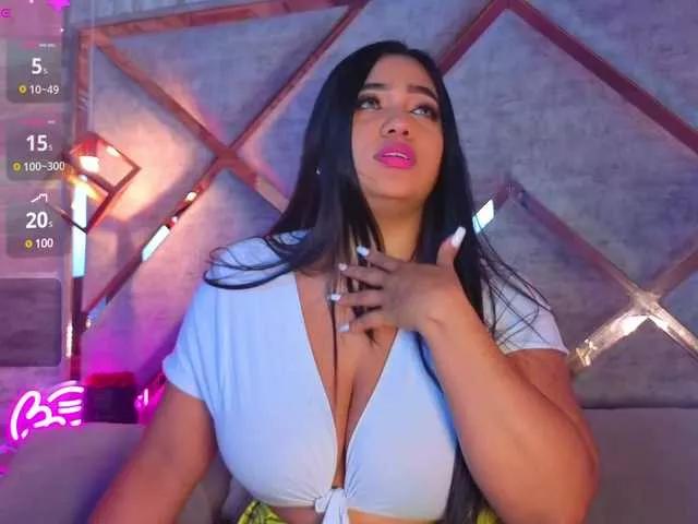 Freechat AngeRouse on BongaCams