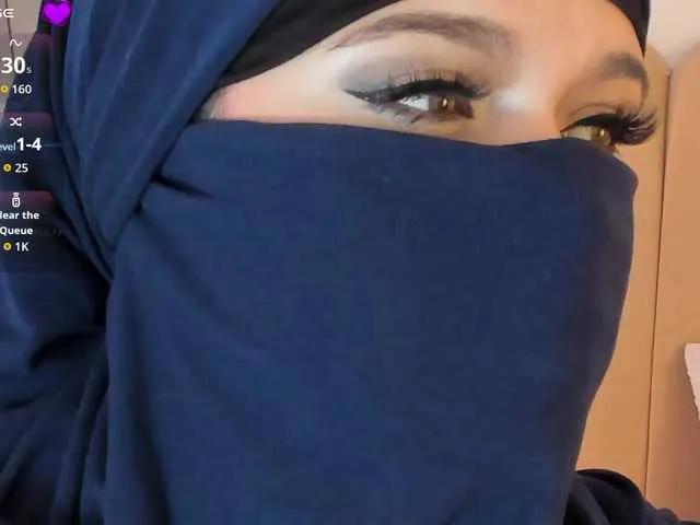 Anna-henao on BongaCams 