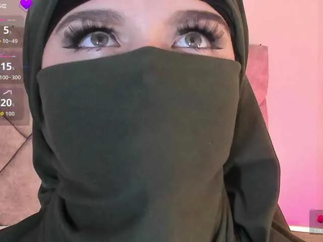 Anna-henao on BongaCams 