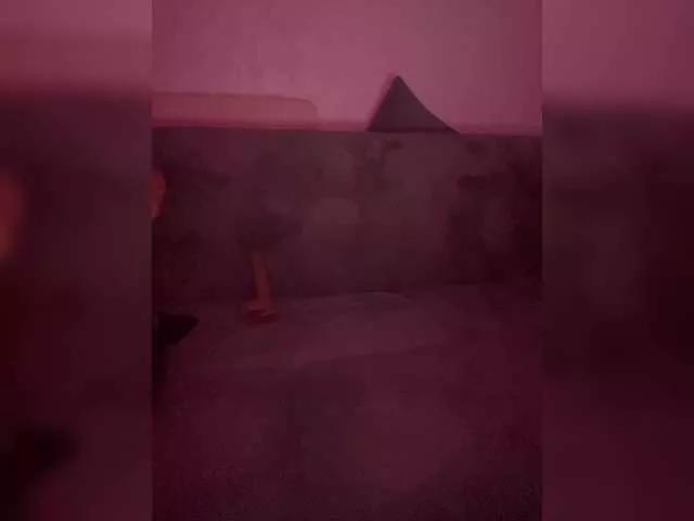 AnnaRoms12 on BongaCams 