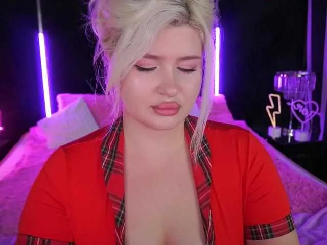 Offline AnoraJoy on BongaCams