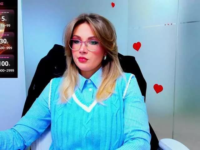 Offline anyarosses on BongaCams