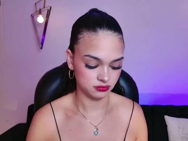 Offline AprilRhodes on BongaCams