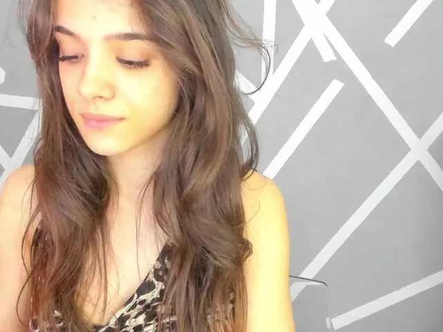 Offline BabyAylin on BongaCams