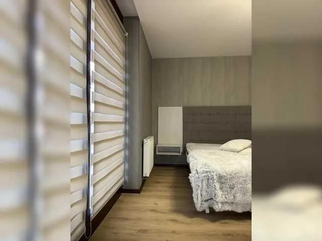 Offline BabyDarii on BongaCams