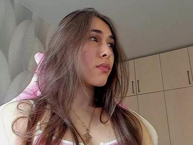 Bambiiiii on BongaCams 