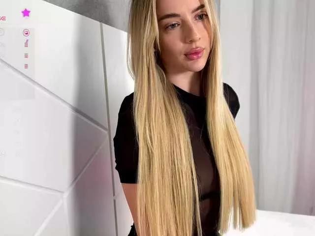 Offline barbiesize on BongaCams