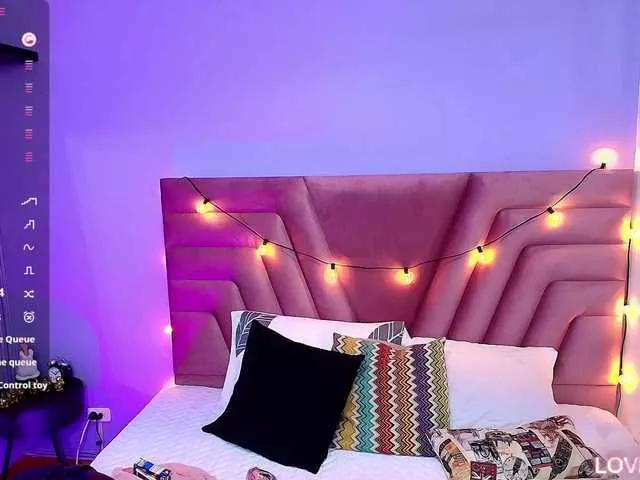 Offline Beautifulskinny18 on BongaCams