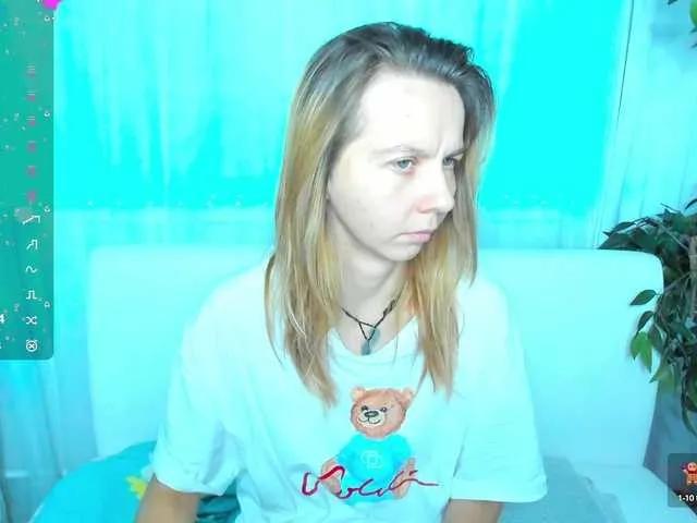 Offline Beellami on BongaCams