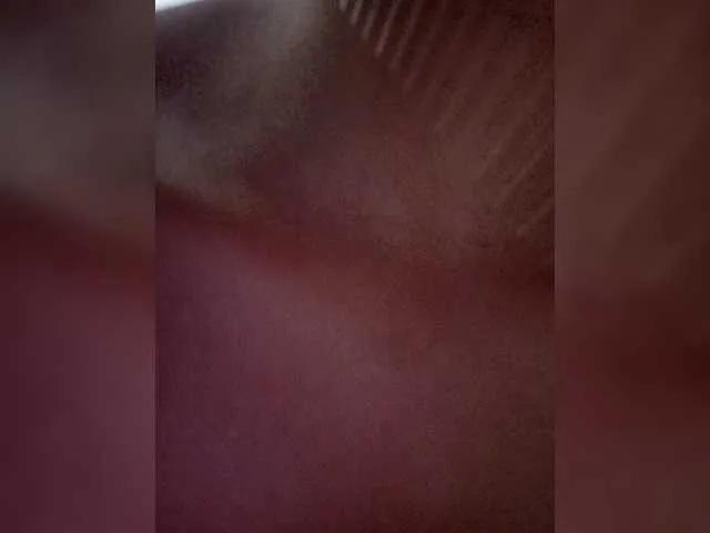 BellaSaint on BongaCams 