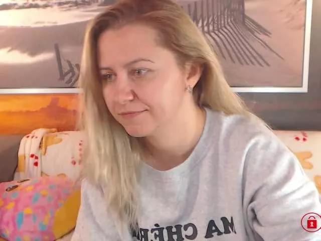 BigBoobsARRI on BongaCams 