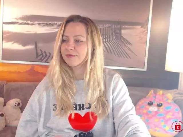 BigBoobsARRI on BongaCams 