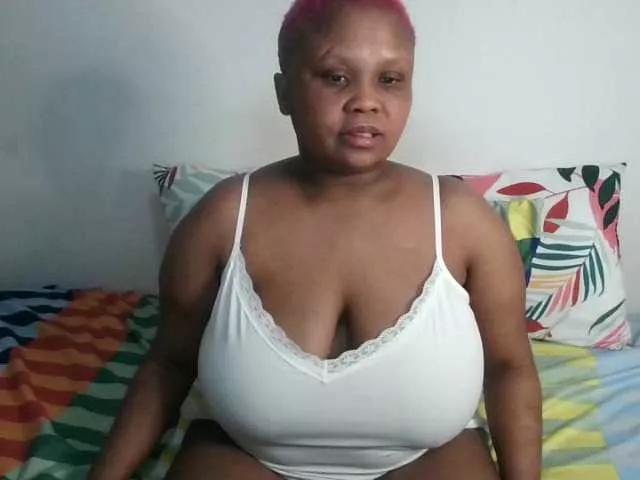 Offline BIGTITTISXX on BongaCams