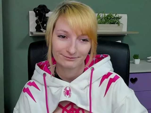 Offline BlairPlay on BongaCams