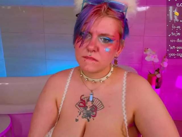 Offline bluelunaray on BongaCams
