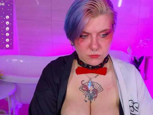 Offline bluelunaray on BongaCams