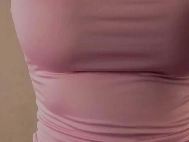 Offline BlushinBloom on BongaCams