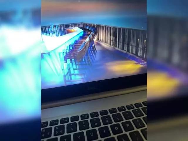 Offline bubble-gum122 on BongaCams