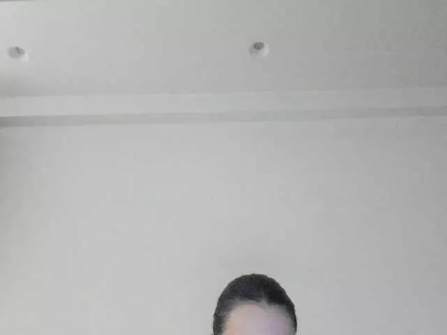 Offline bubble-gum122 on BongaCams