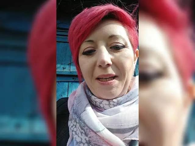 Offline BUSINKA-25 on BongaCams