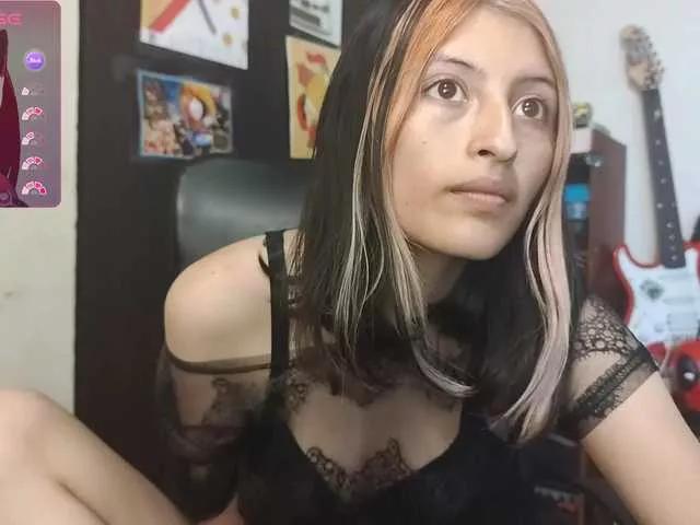 Offline Camila05torres on BongaCams