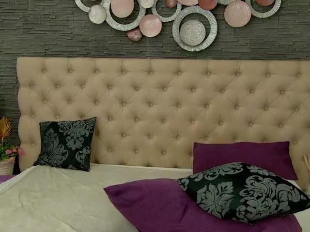 Offline Candy-babe on BongaCams