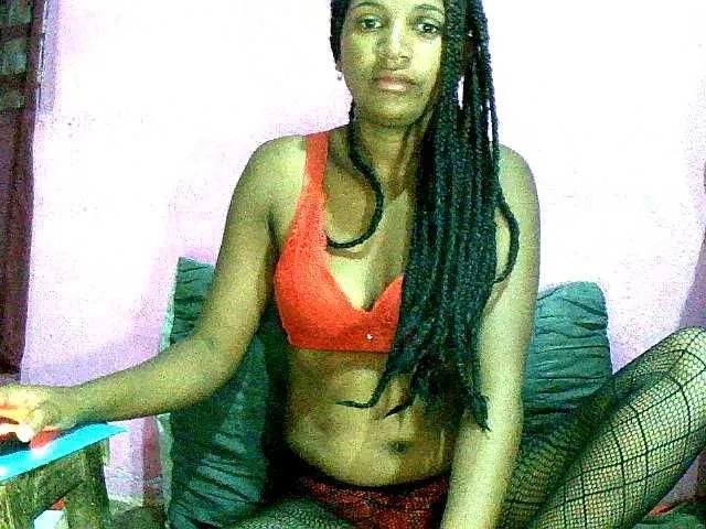 Offline Chellah01 on BongaCams