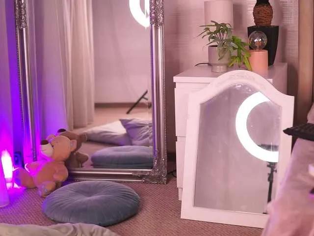 BongaCams ChloeObril is Freechat ChloeObril — A true gentleman