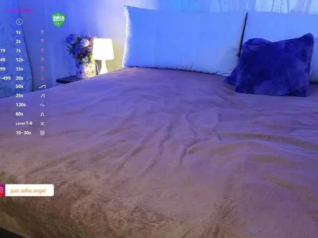 Offline choose-me111 on BongaCams