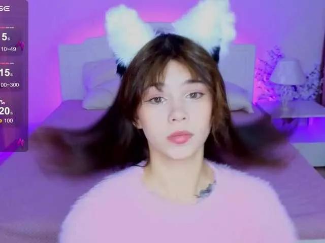 Offline CoralineJones on BongaCams