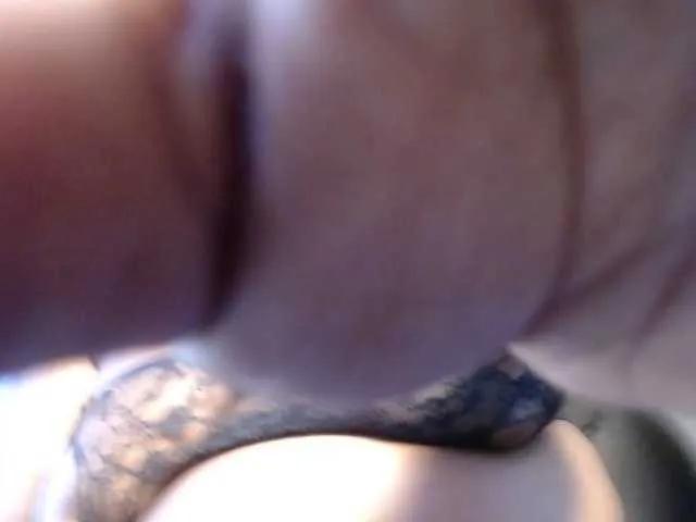 Offline Creamyposh on BongaCams